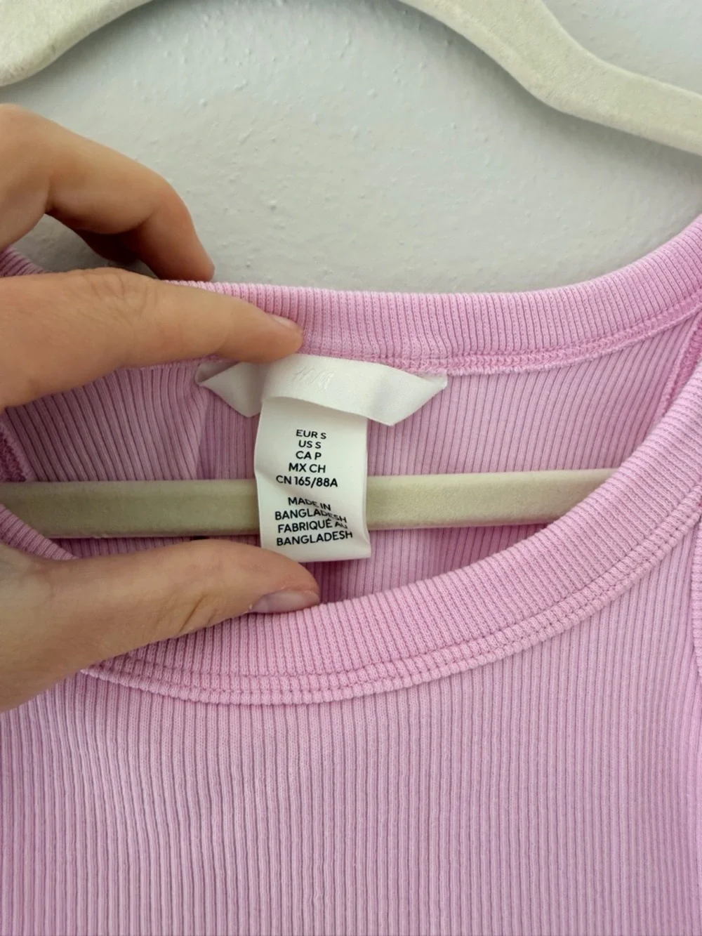 Pink Ribbed Tank Top - Picture 3 of 3